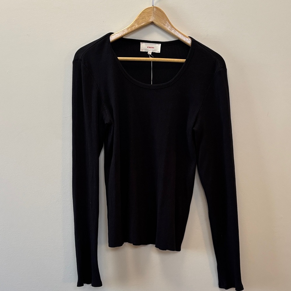 XiRENA Classic Black Long Sleeve Tee